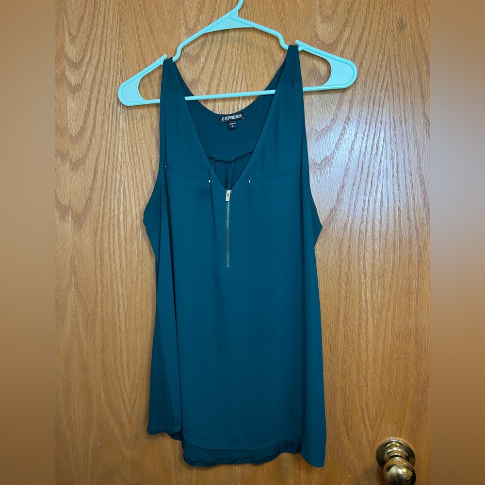 Express tank top